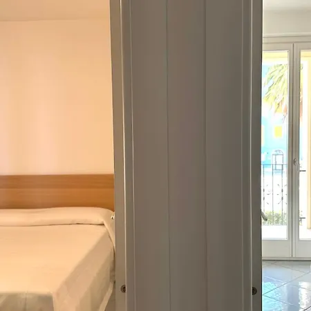 Porto Recanati, Meraviglioso Trilocale Fronte Mare *