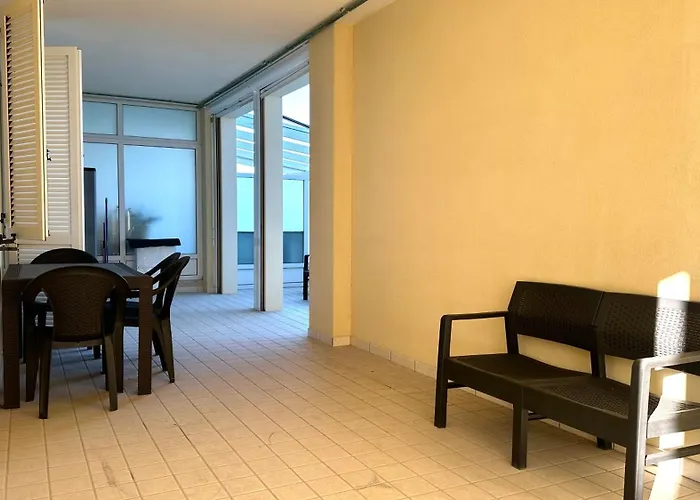 Porto Recanati, Meraviglioso Trilocale Fronte Mare *